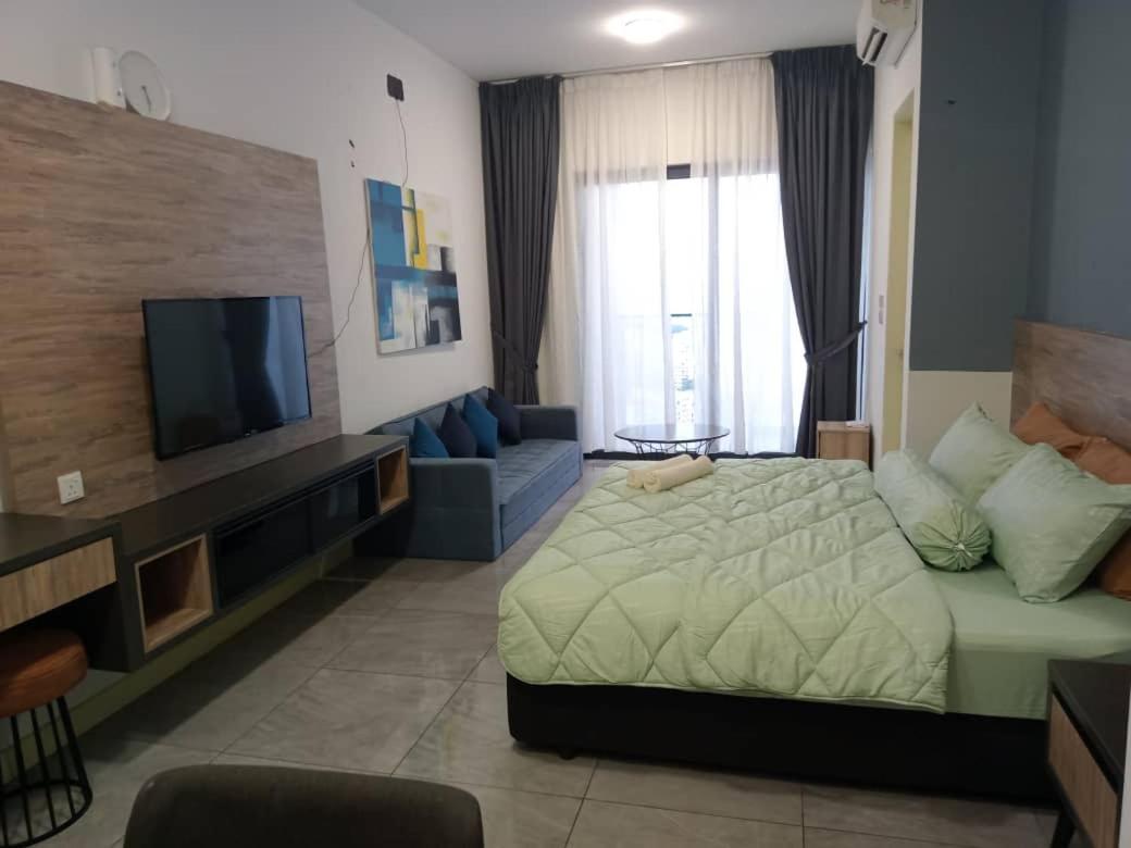 Malacca Homestay Shah Rizki At Imperio With Swimming Pool Muslim Friendly מראה חיצוני תמונה